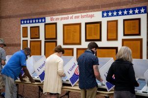 Poll: Americans Oppose Political Betting, Hold Indifferent Views on Prediction Industry